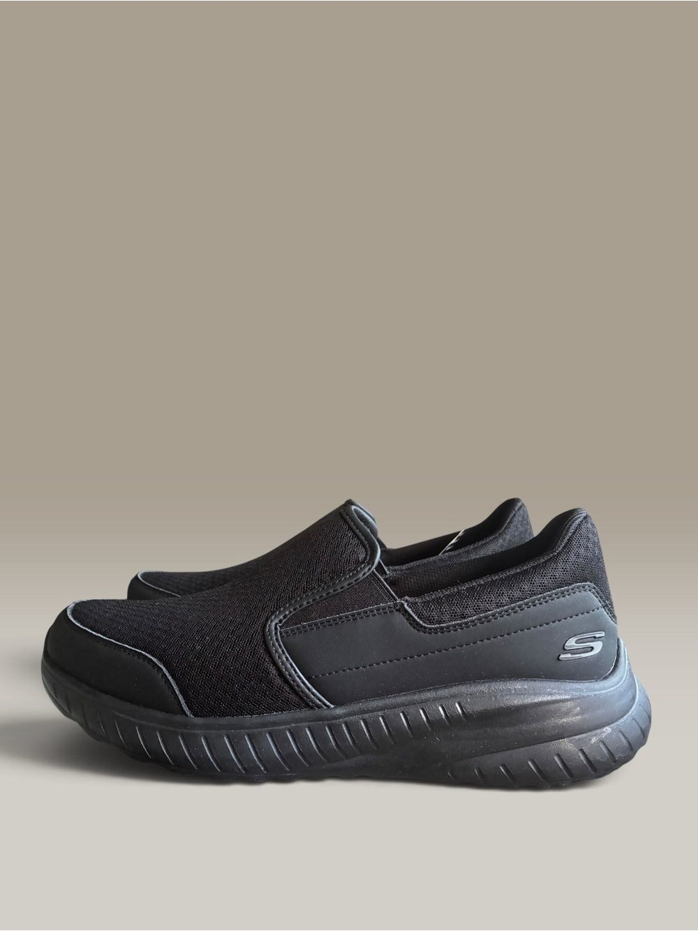 Skechers Work Squad Chaos SR - Urgran Men’s Size 9.5 Work Shoes